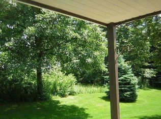 5612 Donegal Dr, Shoreview, MN 55126