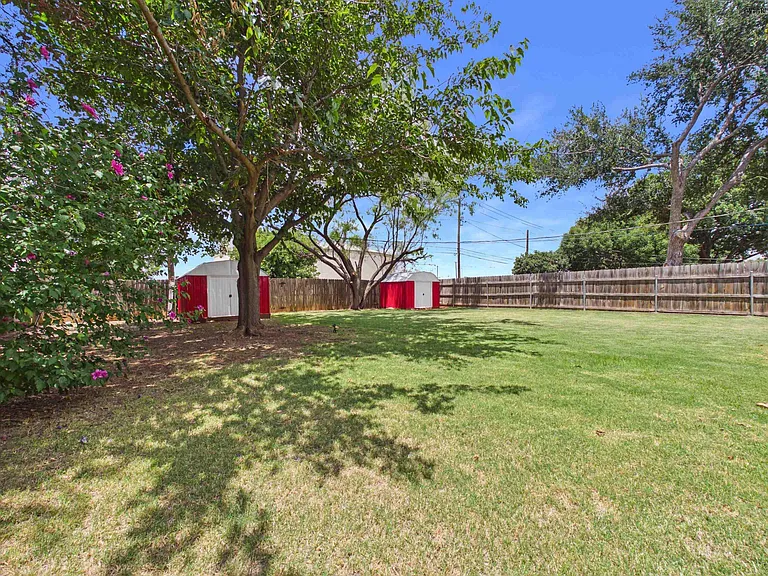 4844 Matterhorn Dr — Photo 36