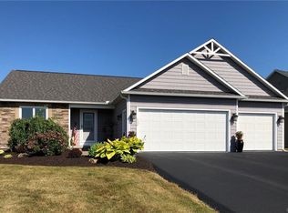 236 Marineview Dr, Chittenango, NY 13037