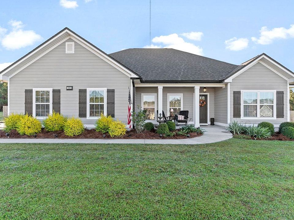 1st image of 202 Whiteoak Dr N