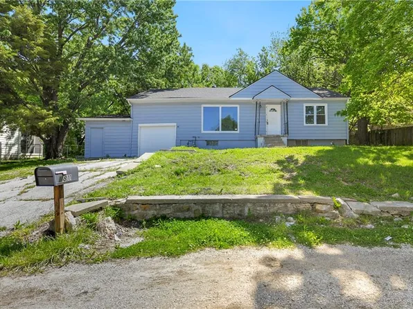 1811 N 48th St, Kansas City, KS 66102
