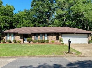 1404 Fillmore Dr, Tupelo, MS 38801