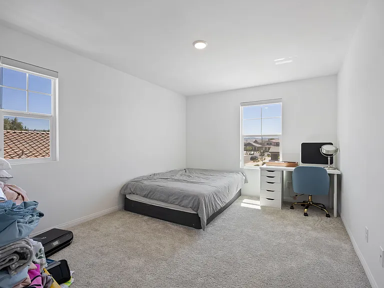 43864 Hampton St — Photo 20