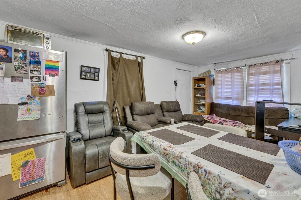 2820 29th Avenue S, Seattle, WA - View 4