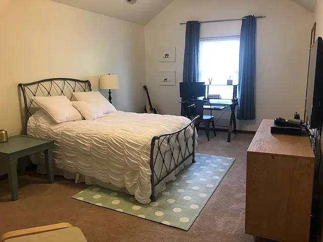 1208 Priscilla Ln — Photo 12