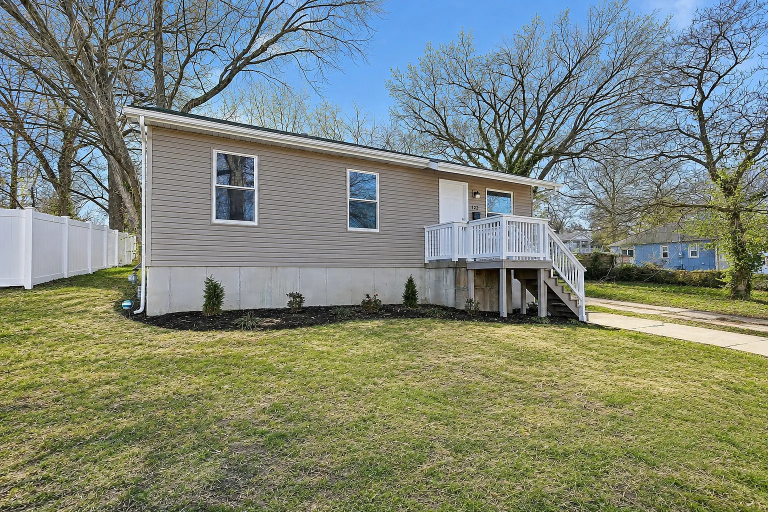 3 bed, 952 sqft, $1,950 — Photo 3