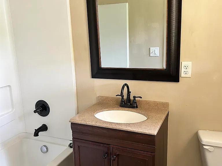 3817 Ardincaple Dr — Photo 32