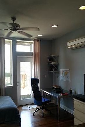 4th image of 1712 W Girard Ave #2