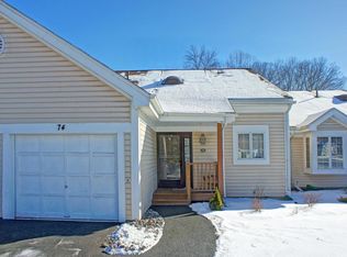 74 Village Dr, Stroudsburg, PA 18360
