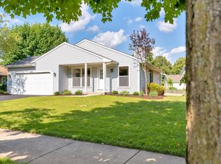 2208 Waynesburg St, Naperville, IL 60565