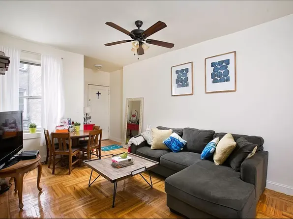 22 Broadway Terrace image 1 of 7