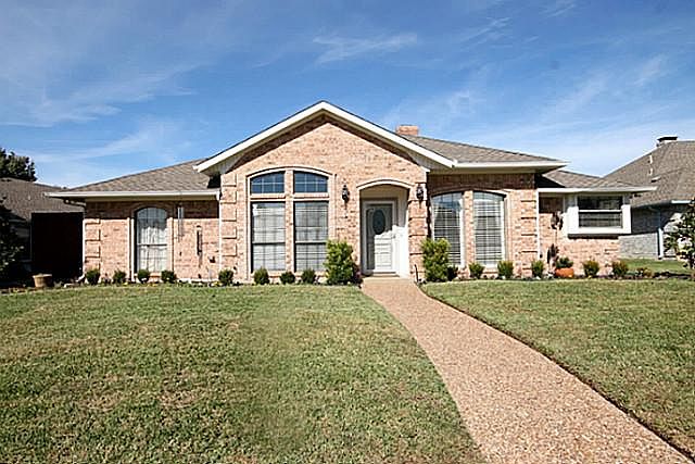 1st image of 1111 Navajo Cir