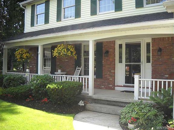 2nd image of 286 Wellington Ct