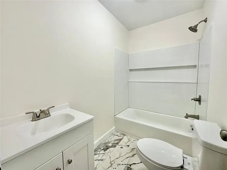 9 E 15th St SW #B — Photo 9