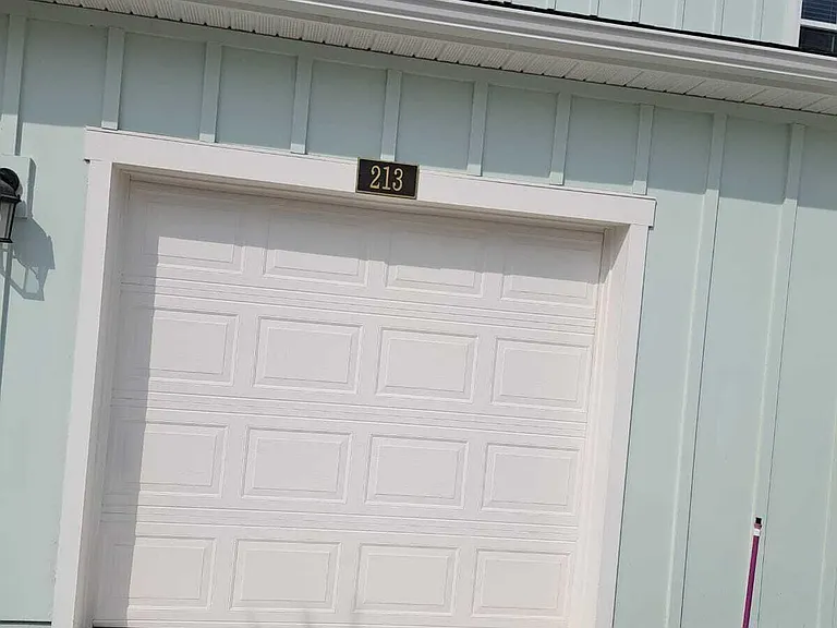 213 Pasadena Dr — Photo 3