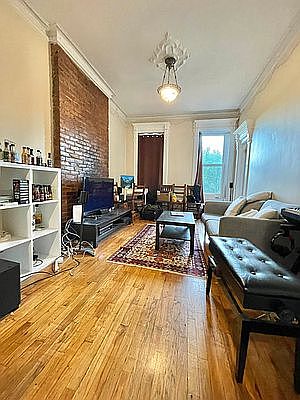 1st image of 477 Clinton St APT 4