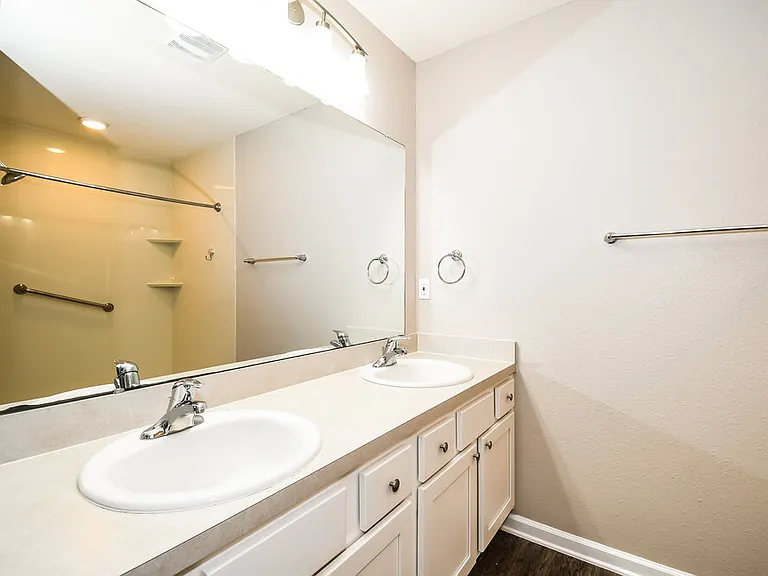 3507 Twin Falls Dr — Photo 12