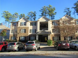 4102 Fairington Village Dr, Stonecrest, GA 30038