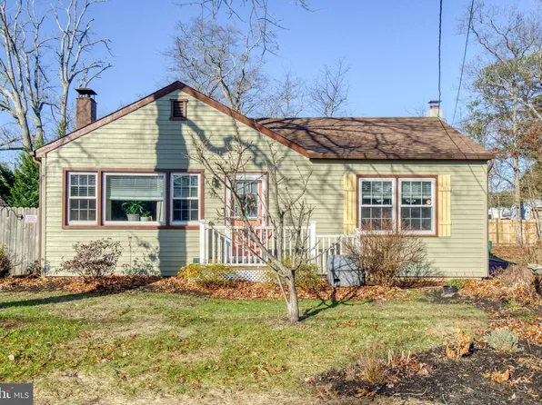 312 Halliard Ave, Beachwood, NJ 08722