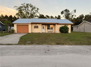 2004 Mariner Ct, Labelle, FL 33935