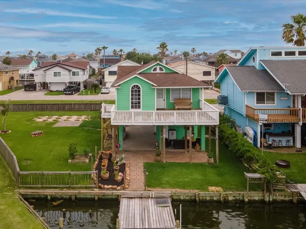 286 Ling St, Bayou Vista, TX 77563