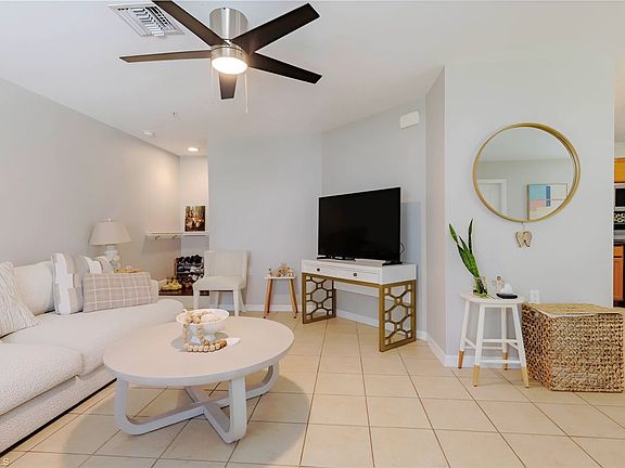 2nd image of 9068 Gervais Cir APT 210