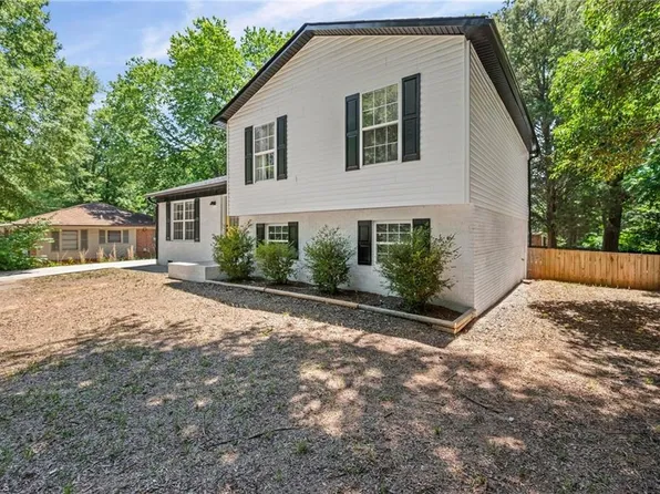 1111 W 5th Ave, Lexington, NC 27295