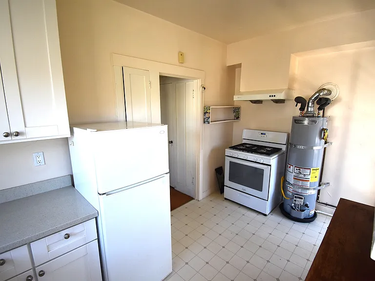 685 Fairview St #685 — Photo 7