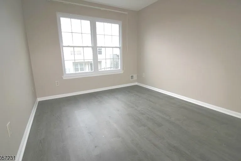249 Potomac Dr — Photo 7