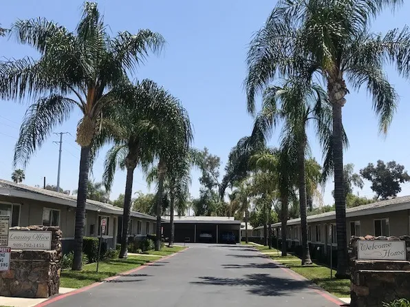 Hampton Court Apartments, 508 The Ter #887fc39a6, Redlands, CA 92374