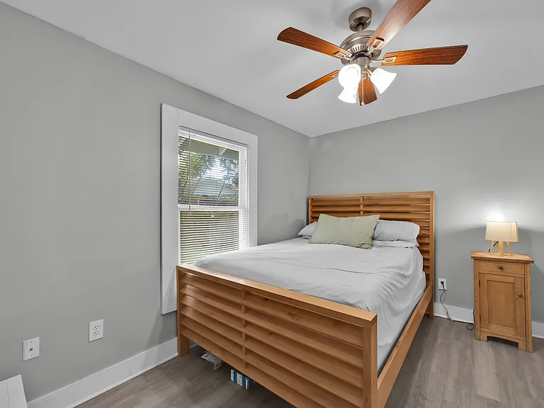 2341 Spring Park Rd — Photo 10