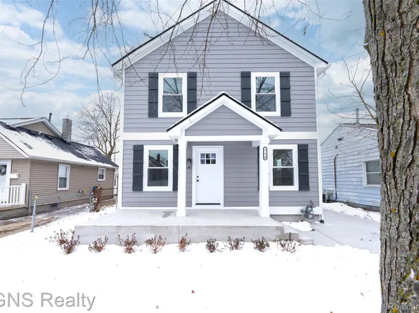 718 Devillen Ave, Royal Oak, MI 48073