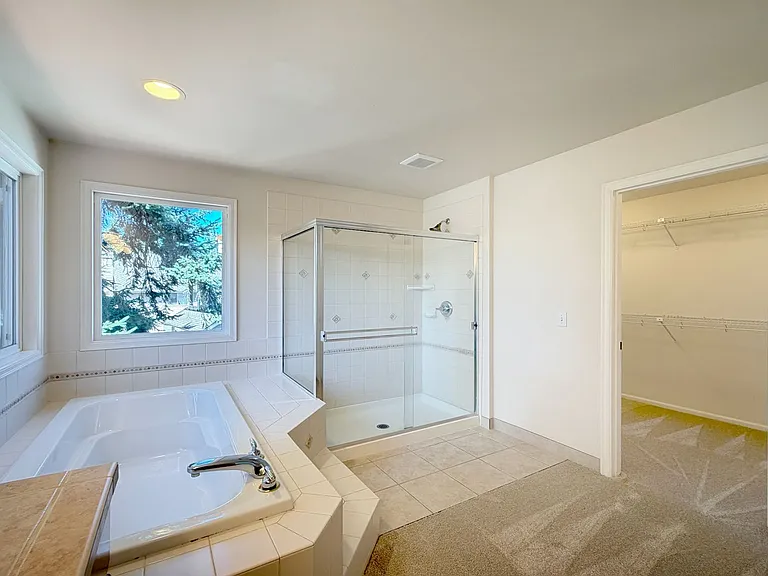 9637 173rd Pl NE — Photo 34