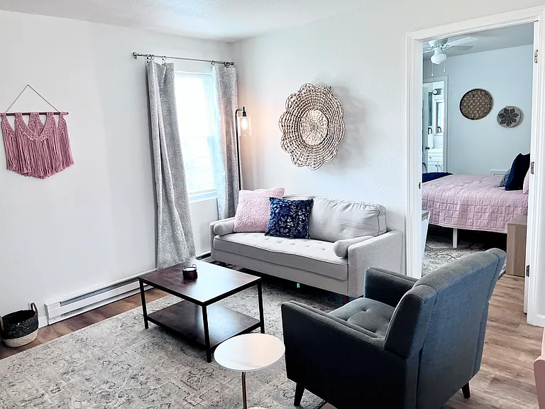 810 S Baltimore St — Photo 13