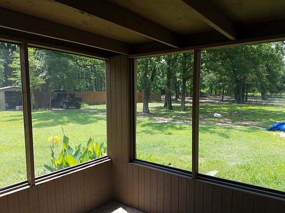 4th image of 14 Deerrun Cir