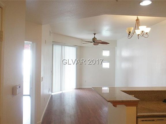 2nd image of 47 E Agate Ave Unit 204