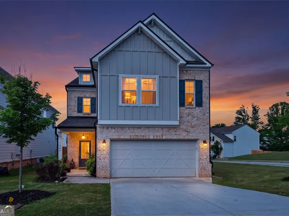 1566 Winding Ridge Trl, Hoschton, GA 30548
