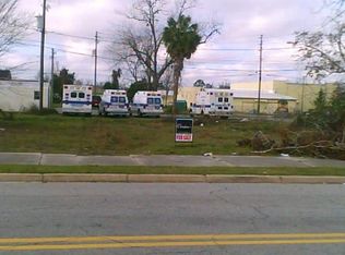 217 NW Broad St, Jesup, GA 31545