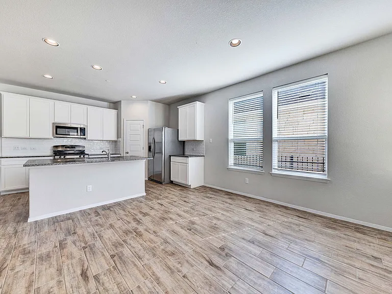 2800 Joe Dimaggio Blvd #98 — Photo 14