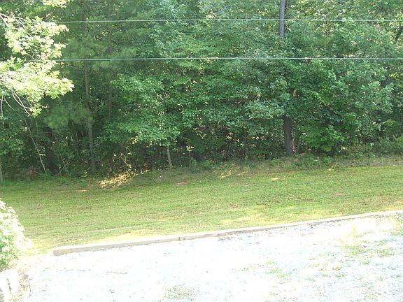 Private backyard with boatdoor to basement