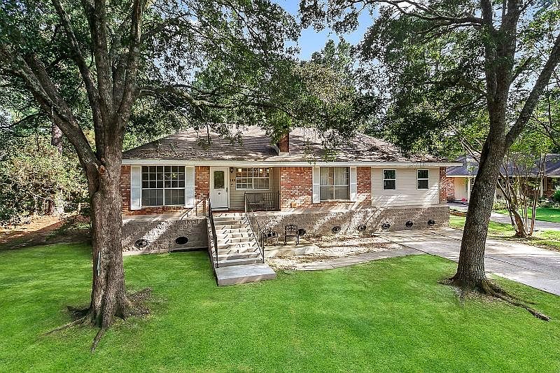 1st image of 106 Laurelwood Dr
