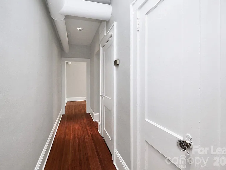 911 Sunnyside Ave #1 — Photo 19
