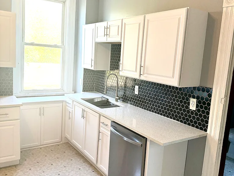 1629 Story Ave #2 — Photo 16