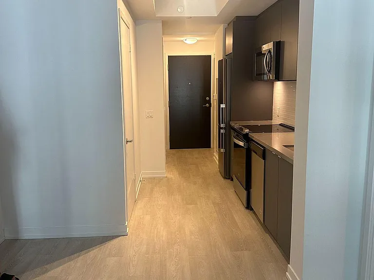 8868 Yonge St #225 — Photo 6