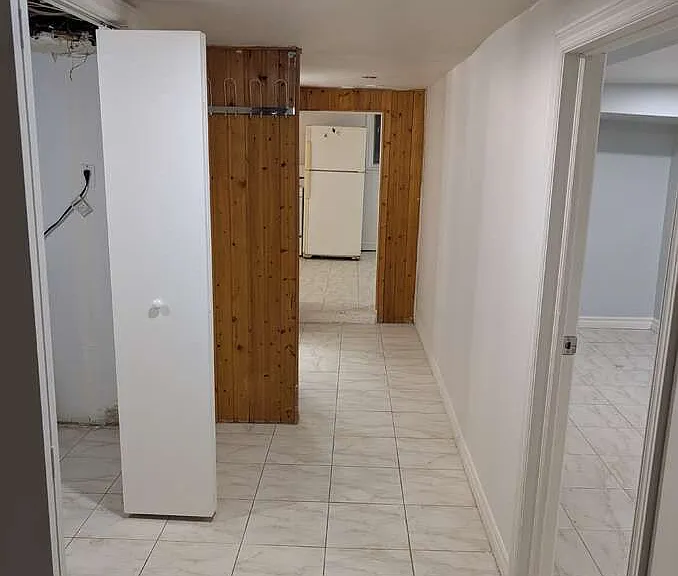 21 Patricia Ave — Photo 6