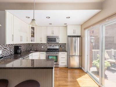 102 Devoe St, Brooklyn, NY, 11211