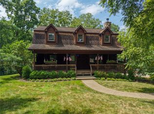 2978 Haberlein Rd, Gibsonia, PA 15044