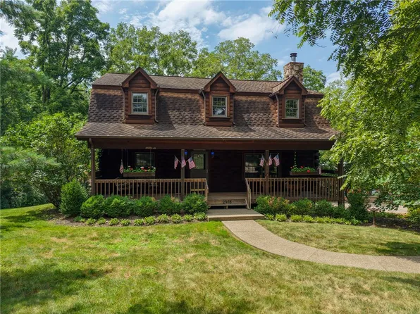 2978 Haberlein Rd, Gibsonia, PA 15044