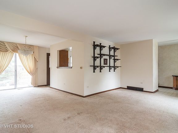 3rd image of 3232 N Walker Ln W