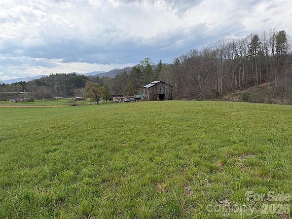 2nd image of 330 Tilson Branch Rd